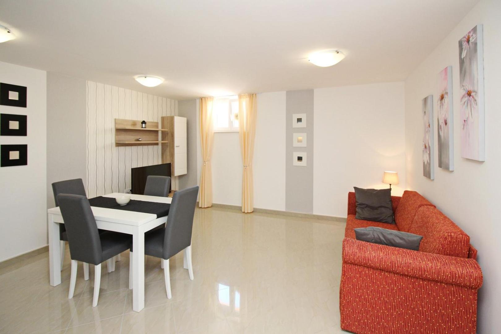 House Gorica 2 - Underground Level Apartments Башка Экстерьер фото